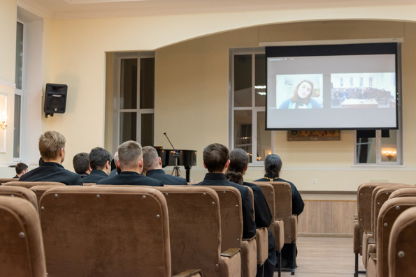 Студенты Казанской духовной семинарии пообщались с востоковедом Анной Беликовой