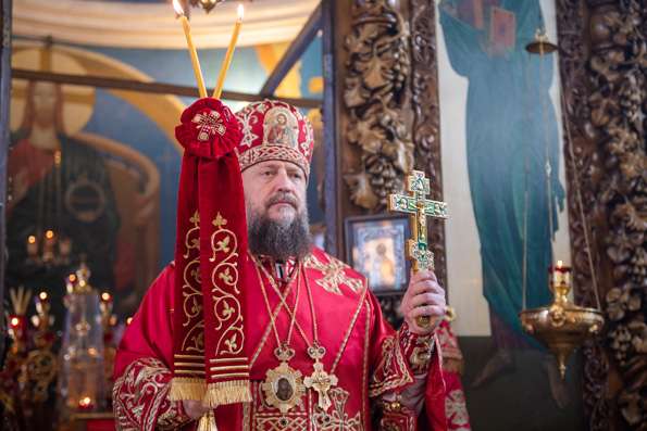 Викарий Киевской епархии возглавил престольный праздник в Космо-Дамиановском храме в Набережных Челнах