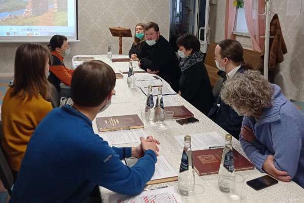 В Казани в рамках региональных Рождественских чтений состоялся круглый стол «Православный туризм — дорога к Богу»