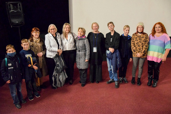 Воспитанники Серафимовского храма приняли участие в работе инклюзивной киношколы