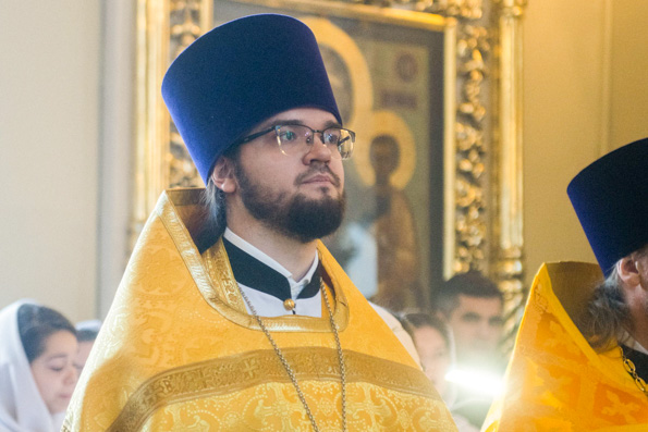 На портале «Православие в Татарстане» состоялся прямой эфир со священником, посвященный празднованию Нового года