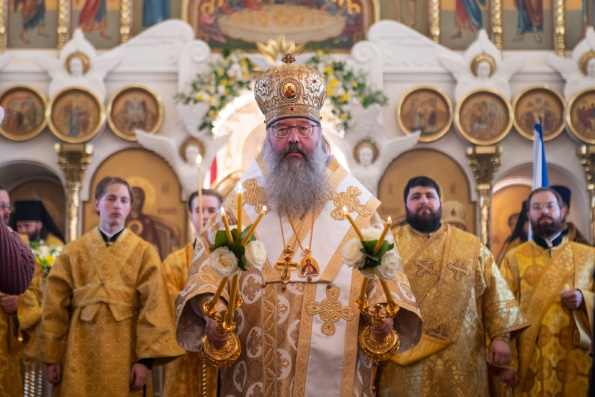 Митрополит Кирилл возглавил престольный праздник в Андреевском храме города Зеленодольска