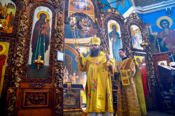 В Неделю Торжества Православия в Набережных Челнах состоялось архиерейское богослужение