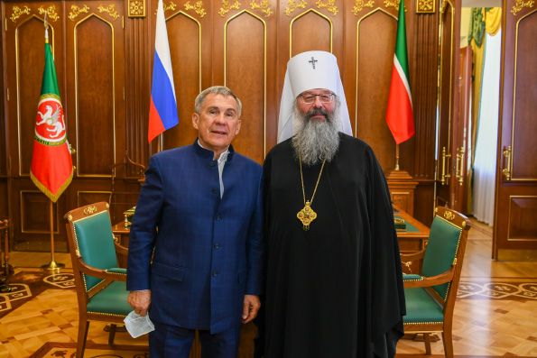 Президент Татарстана Рустам Минниханов встретился с митрополитом Казанским и Татарстанским Кириллом  