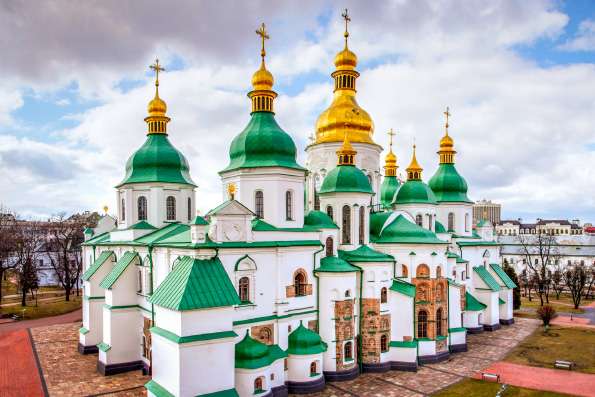 Митрополит Иларион: Каноническую Церковь на Украине фактически объявили вне закона