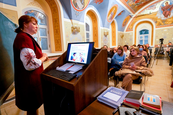 Духосошественский храм Казани приглашает на второй семинар по семейной психологии
