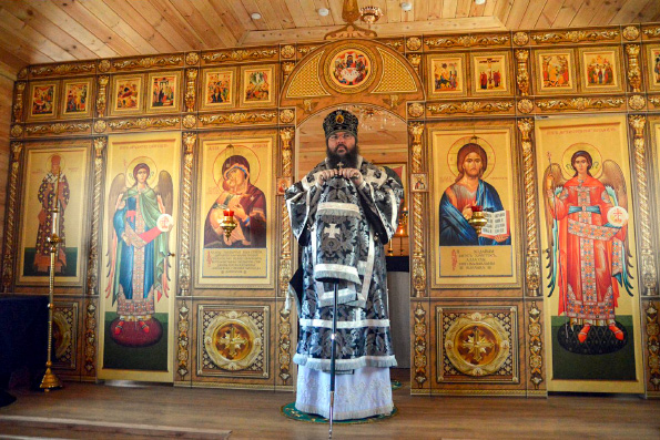 Епископ Иннокентий возглавил богослужение в челнинском храме в честь иконы Божией Матери «Неупиваемая Чаша»