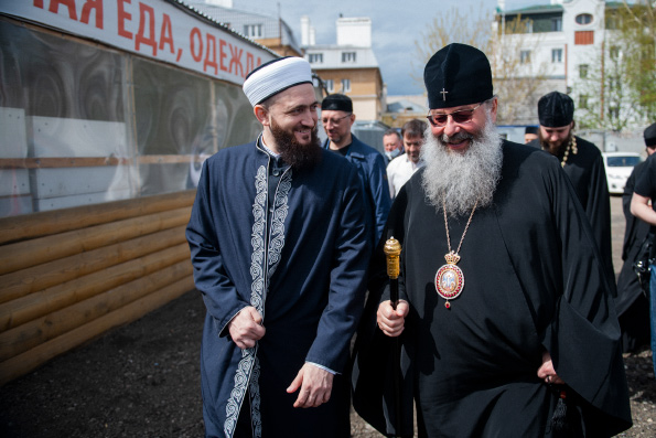 Митрополит Кирилл посетил социальный центр «Приют человека»