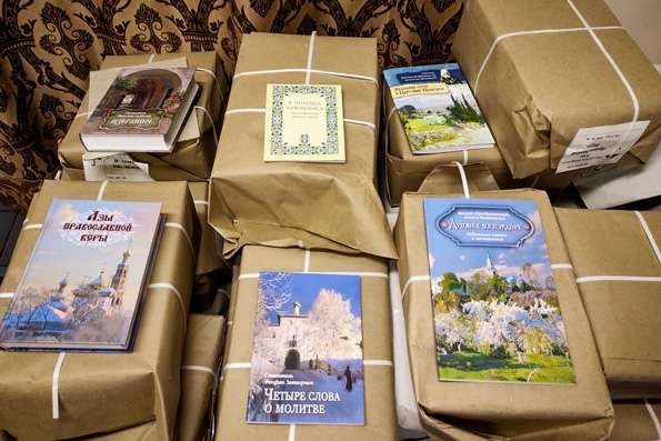 Миссионерскому отделу Казанской епархии передана православная просветительская литература