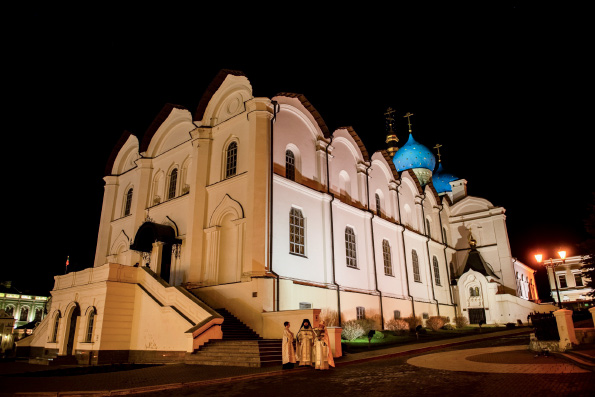 Трансляция пасхального богослужения из Благовещенского собора Казанского кремля