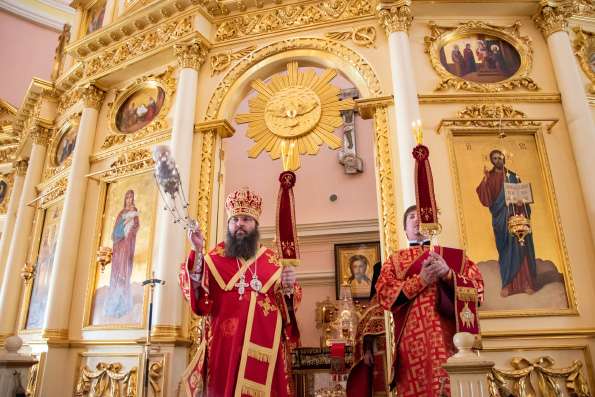 В Казани молитвенно почтили память митрополита Феофана (Ашуркова)