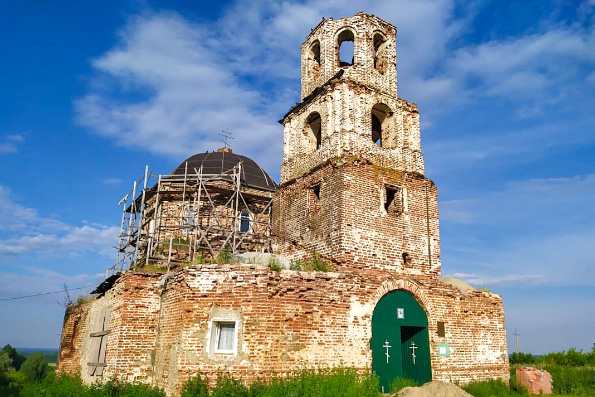 Восстанавливающийся Троицкий храм в селе Косяково готовится к престольному празднику