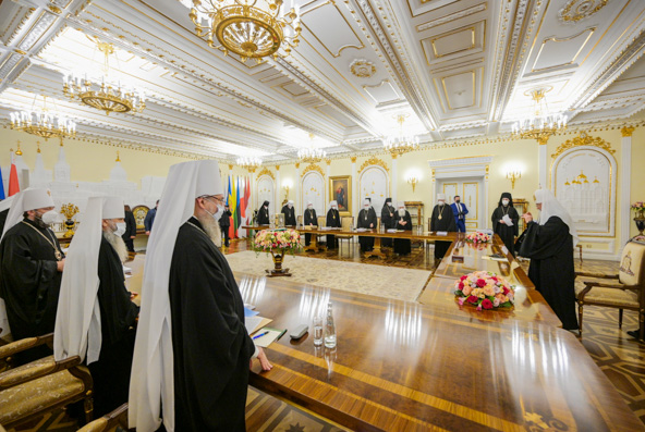 В Даниловом монастыре состоялось заседание Священного Синода Русской Православной Церкви
