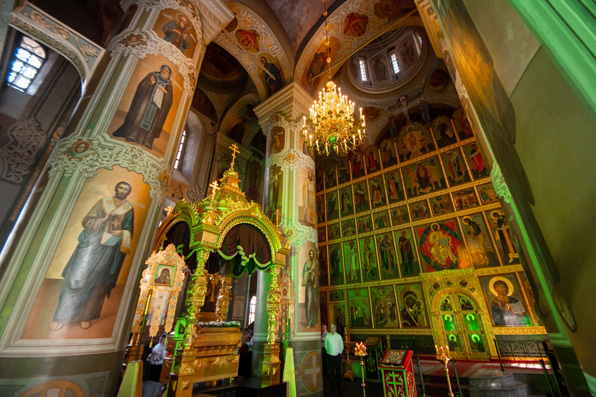 Трансляция Литургии в Благовещенском соборе в день памяти святителя Гурия Казанского