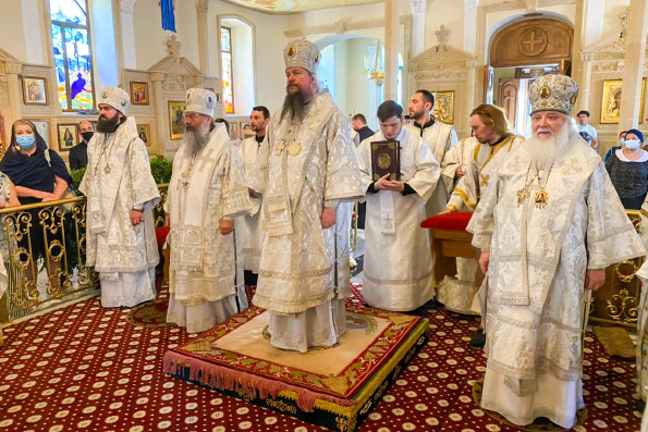 Глава Татарстанской митрополии принял участие в отпевании архиепископа Бакинского и Азербайджанского Александра