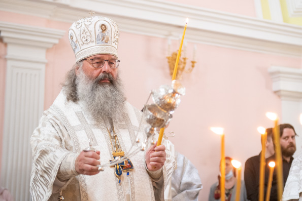 В день памяти святителя Луки (Войно-Ясенецкого) митрополит Кирилл совершил Литургию в Казанско-Богородицкой обители