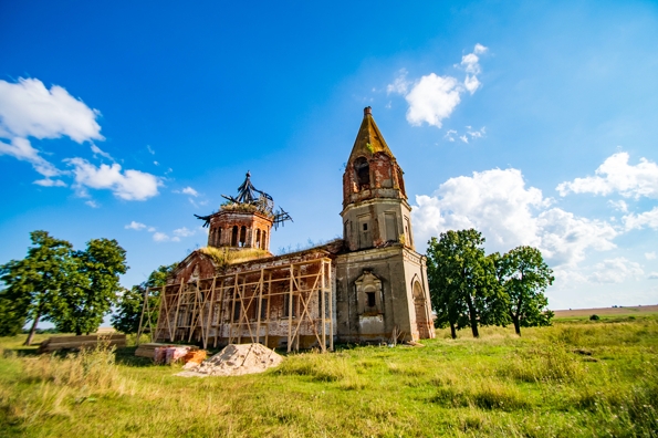 В Казанской епархии реализуется грантовый проект, направленный на реставрацию разрушенных храмов