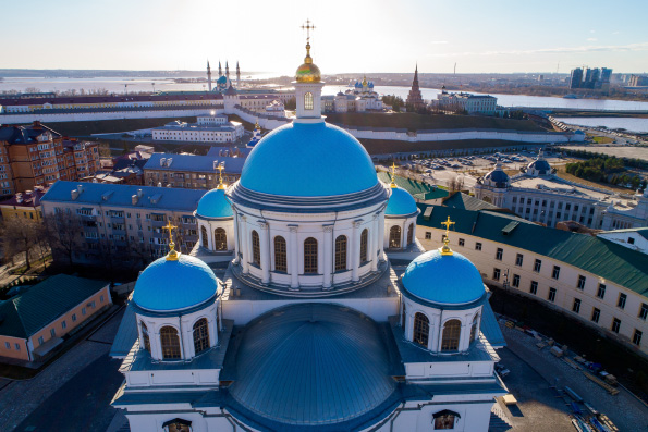 Митрополит Кирилл: «Воссозданный Казанский собор — это памятник любви к своей истории»