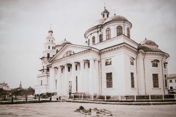 Казанско-Богородицкий монастырь: священнослужители обители