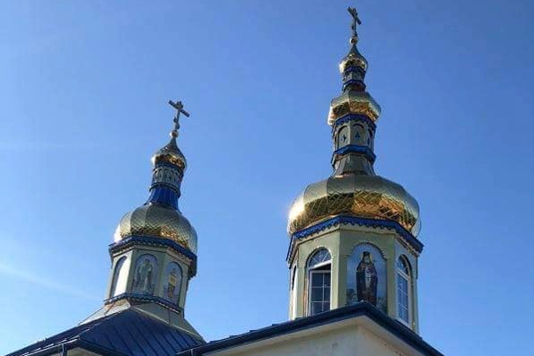 На Тернопольщине приходу Украинской Церкви построили храм за три месяца вместо захваченного ПЦУ