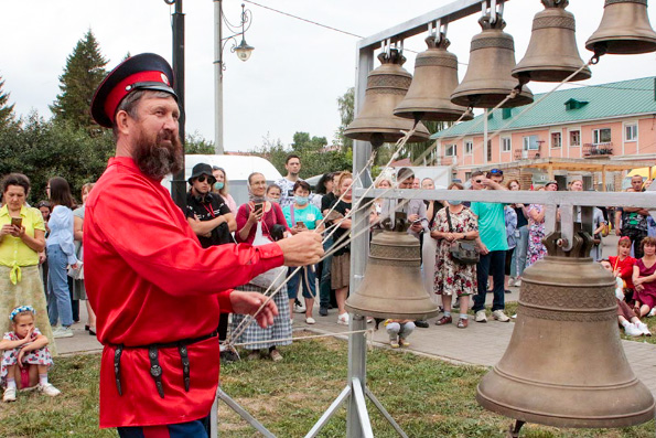 В Елабуге прошел фестиваль колокольного звона 