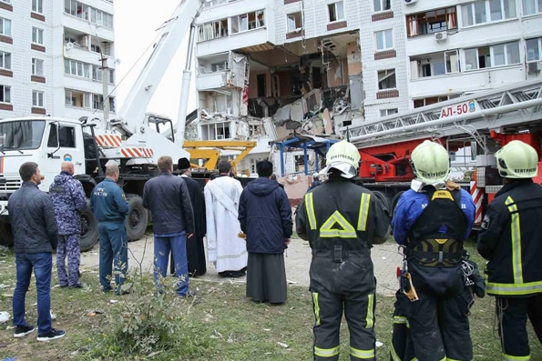 В Ногинске помолились о погибших при взрыве газа в доме