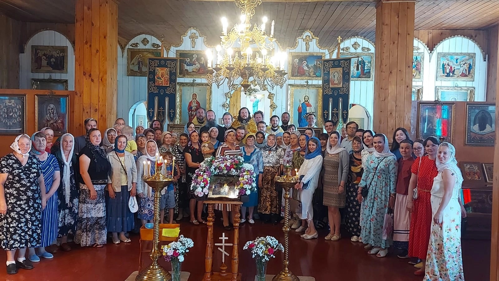 Епархиальная комиссия по вопросам семьи, защиты материнства и детства организовала праздник для многодетных семей в селе Кощаково