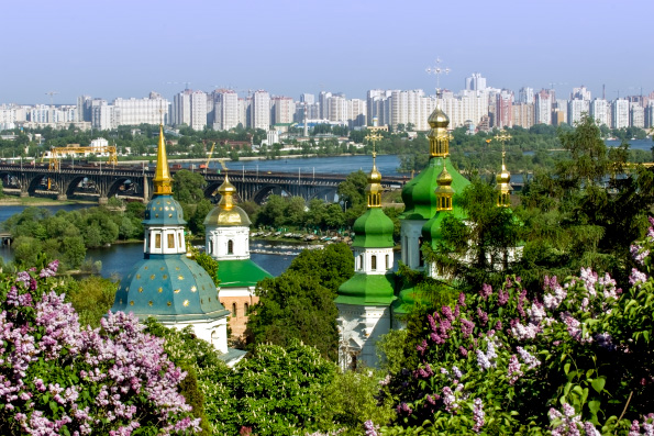 Верховный суд разрешил канонической Украинской Православной Церкви сохранить название