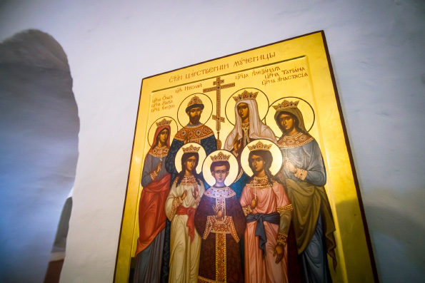 Сегодня ничего не мешает признанию подлинности «екатеринбургских останков», считает митрополит Иларион