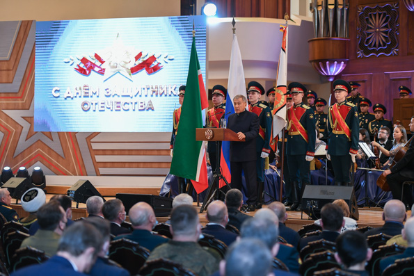 Глава Татарстанской митрополии посетил торжественное мероприятие, посвящённое празднованию Дня защитника Отечества