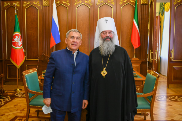 Поздравление митрополита Кирилла Президенту РТ Рустаму Минниханову с Днем Победы