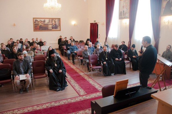 В Татарстанской митрополии прошли научно-практические семинары, посвященные партнерству Церкви, государства и общества в области борьбы с алкоголизмом