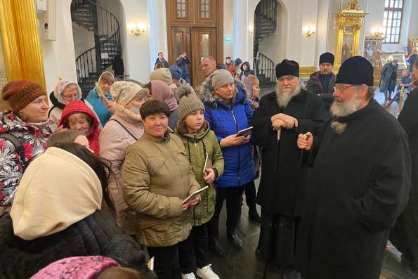 Жители Донбасса посетили святые места Казани