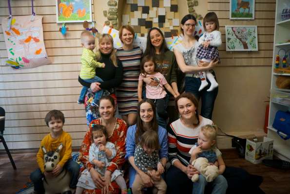 Центр защиты материнства «Умиление» организовал курс игровых занятий для мам с детьми