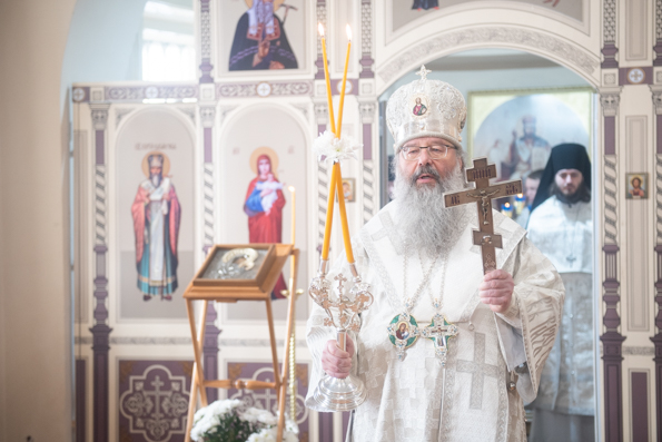 В Лазареву субботу митрополит Кирилл совершил Литургию в Николо-Гостинодворской церкви города Казани