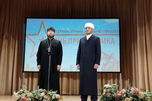 Священнослужитель Казанской епархии напутствовал татарстанских призывников