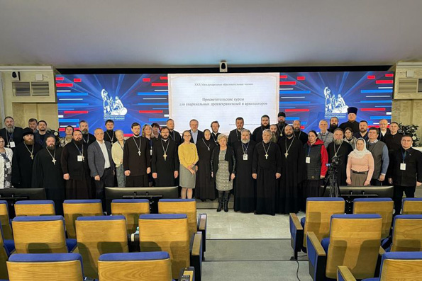 Представители Татарстанской митрополии приняли участие в III Всероссийской конференции епархиальных древлехранителей и архитекторов