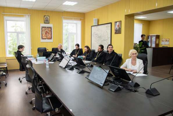 В Казанской духовной семинарии состоялись защиты выпускных квалификационных работ