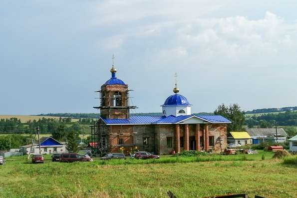 Возрождающийся Смоленский храм села Клянчино отметил престольный праздник