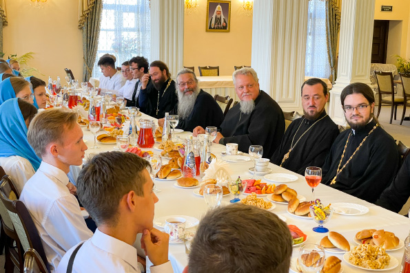 В День знаний митрополит Кирилл встретился с учащимися Казанской духовной семинарии