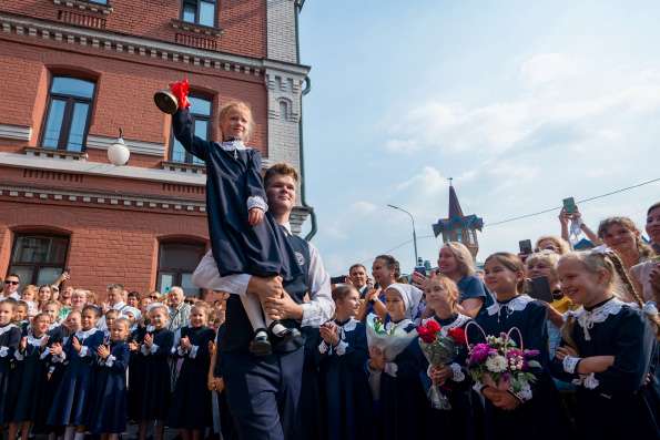 В православной гимназии святителя Гурия Казанского прошло торжественное мероприятие по случаю начала нового учебного года