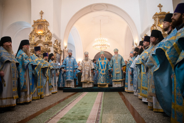 В праздник Грузинской иконы Богородицы митрополит Кирилл возглавил торжества в Раифском монастыре  